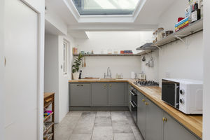 Photo 10- click for photo gallery